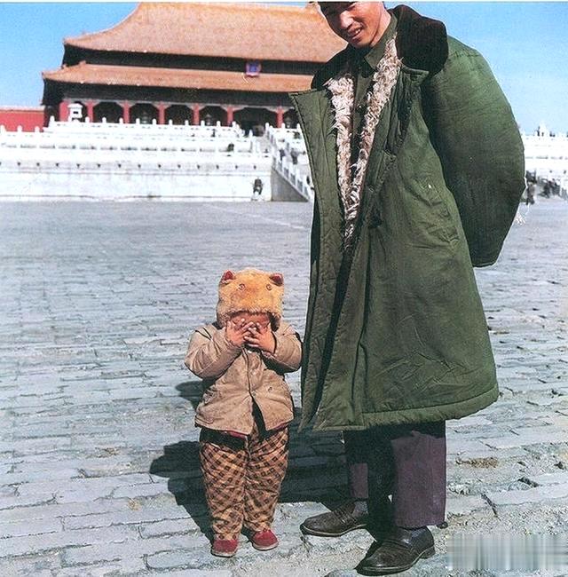 時(shí)代見(jiàn)證|孩子，這是爸媽以前生活的樣子